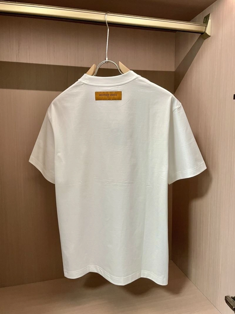 Louis Vuitton T-Shirts OdorResistant 135262