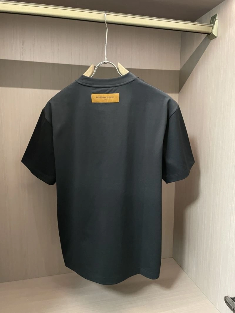 Louis Vuitton T-Shirts Trendsetting 135252