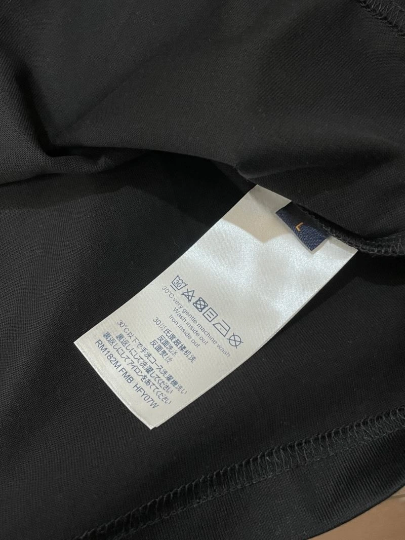 Louis Vuitton T-Shirts Functional 135260