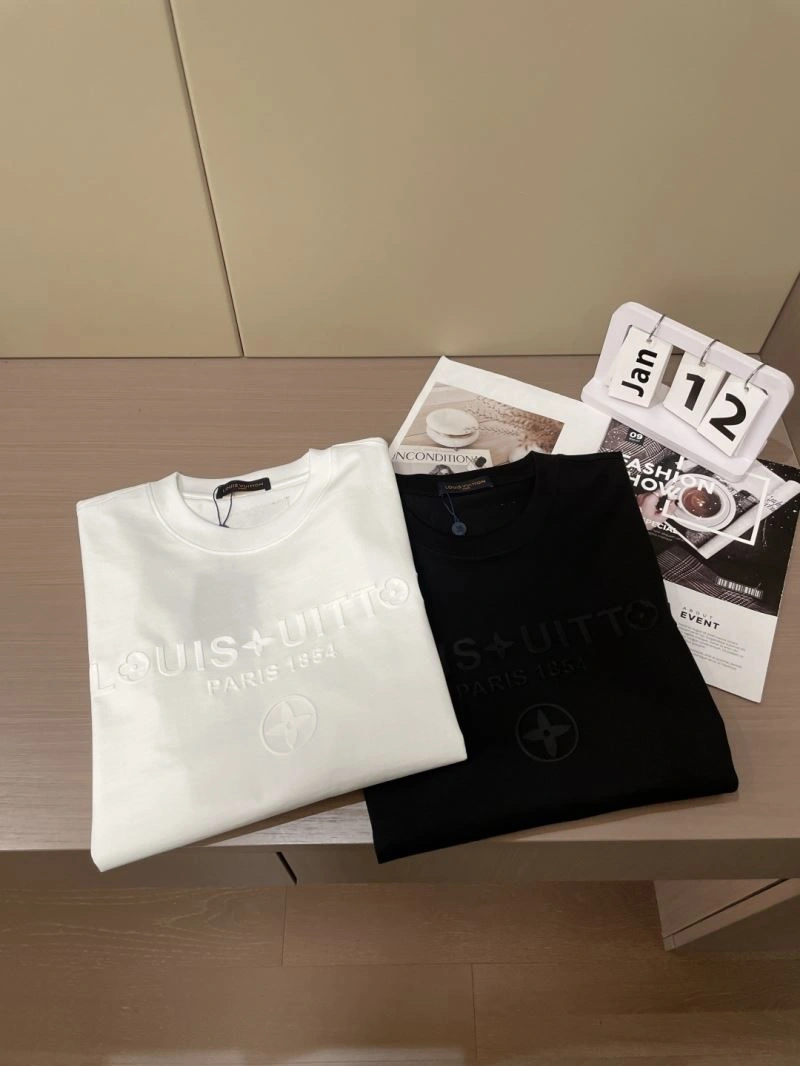 Louis Vuitton T-Shirts Functional 135260