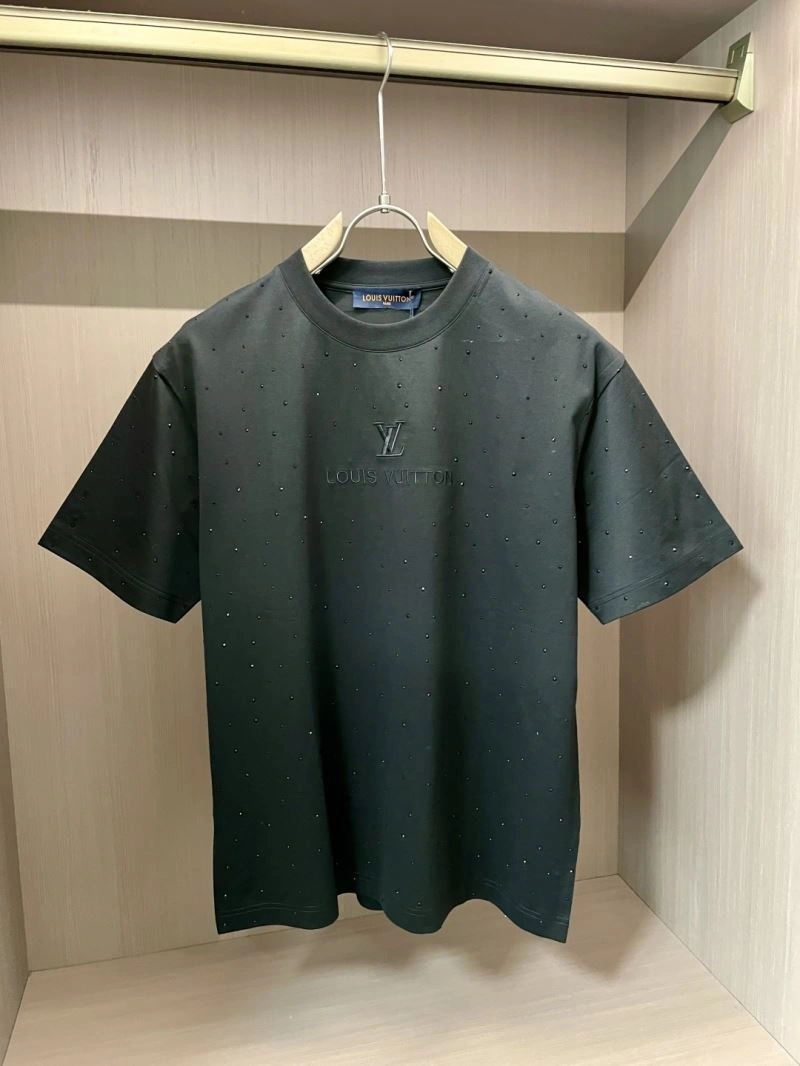 Minimalist Louis Vuitton T-Shirts 135256