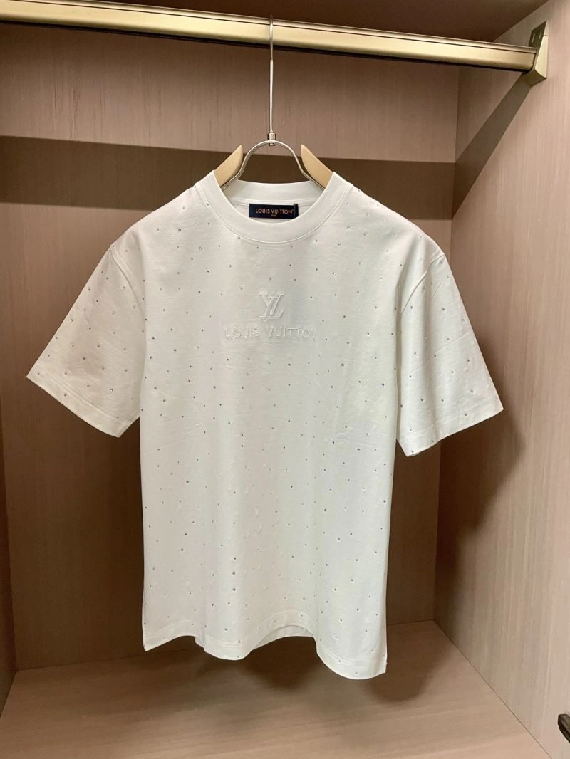 Minimalist Louis Vuitton T-Shirts 135256