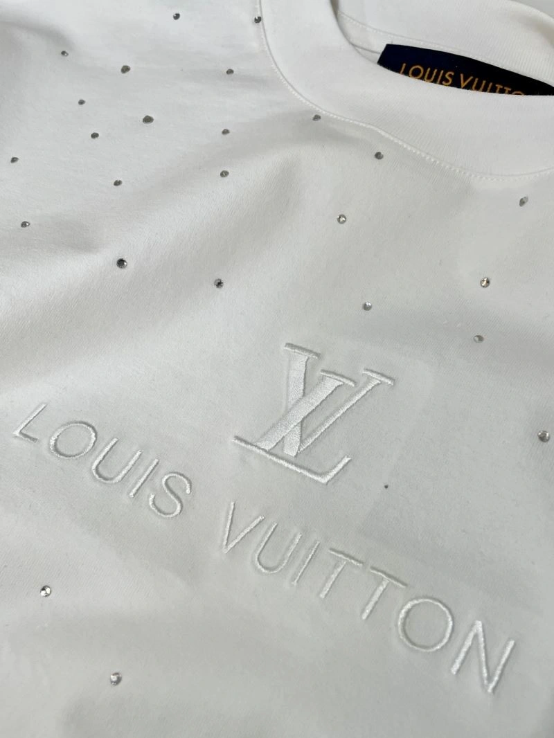 Minimalist Louis Vuitton T-Shirts 135256