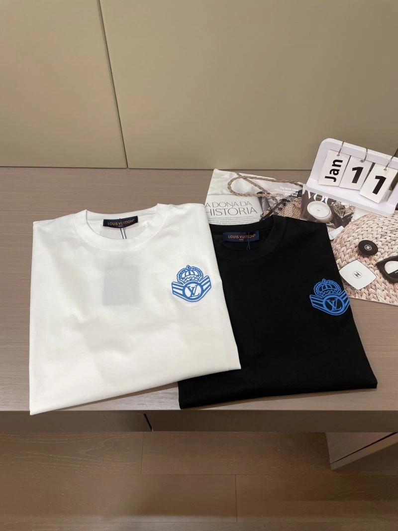 EyeCatching Louis Vuitton T-Shirts 135233