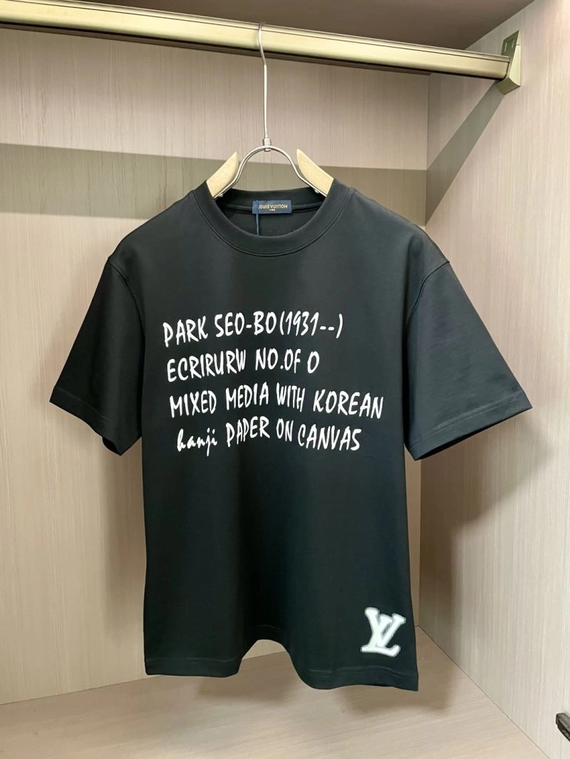 Louis Vuitton T-Shirts Bright 135228