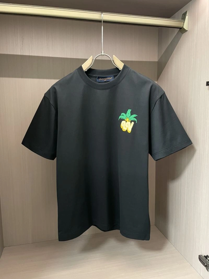 Louis Vuitton T-Shirts Sophisticated 135226