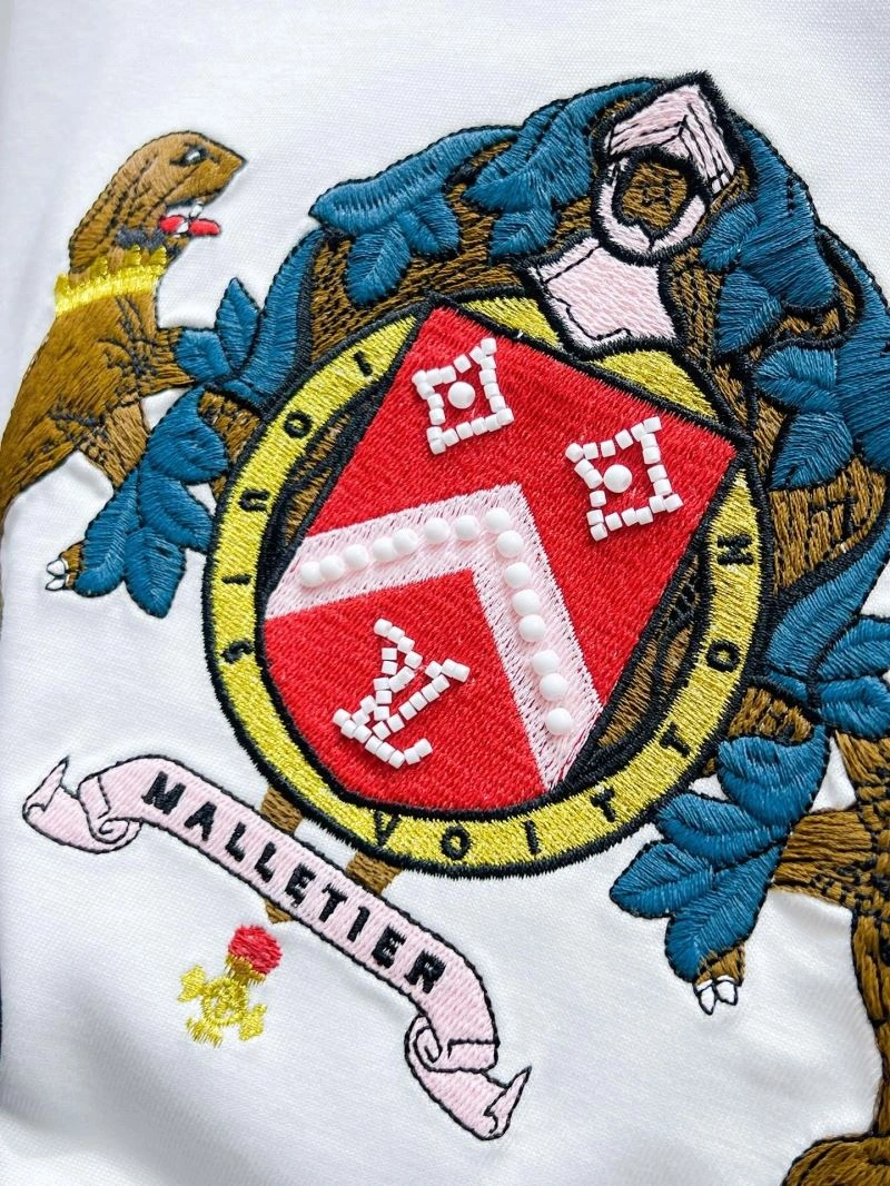 Lightweight Louis Vuitton T-Shirts 135265