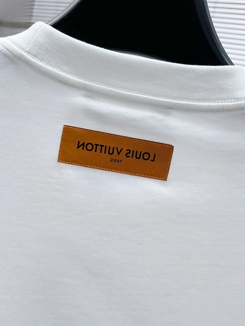 Lightweight Louis Vuitton T-Shirts 135265