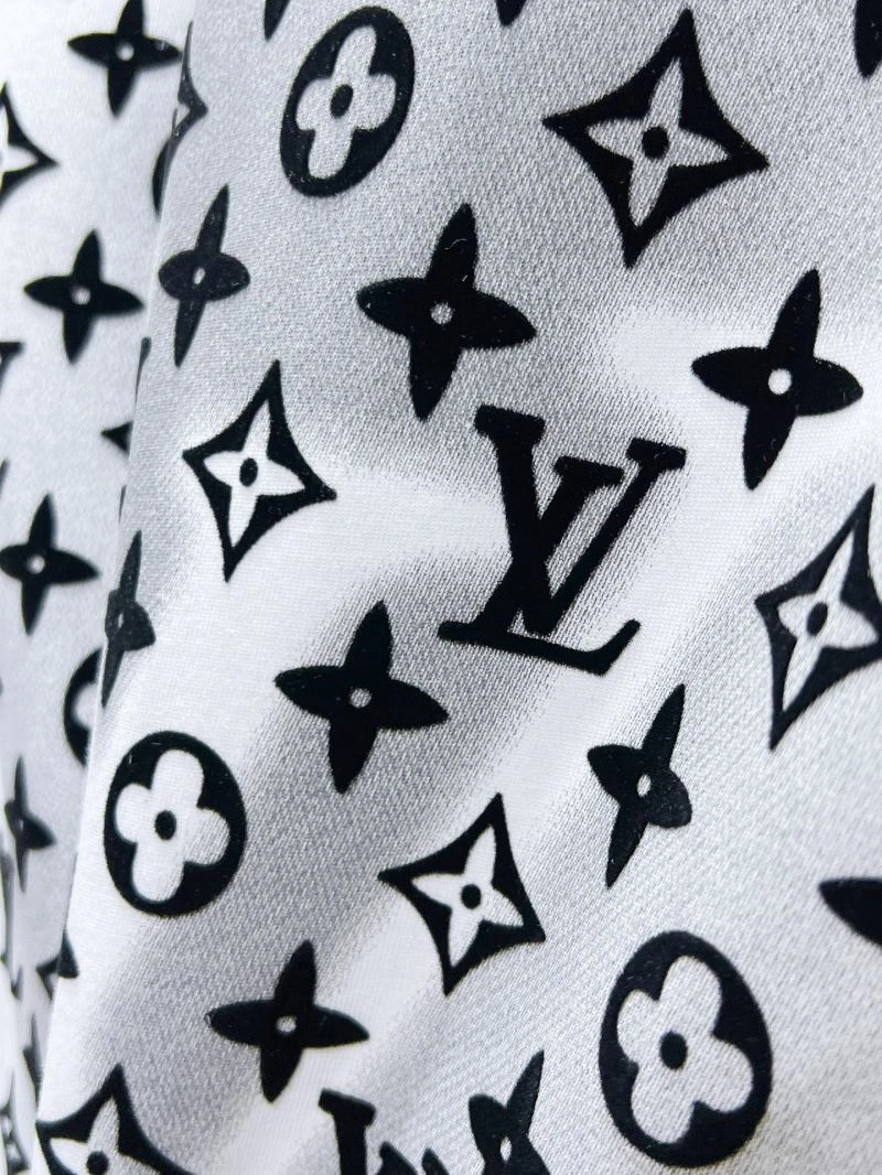 Louis Vuitton T-Shirts Reliable 135216