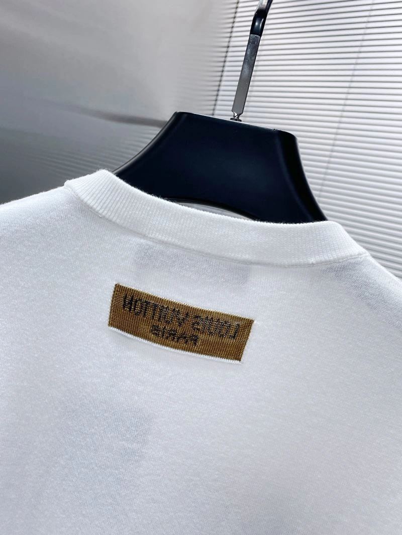 Louis Vuitton T-Shirts Breathable 135223