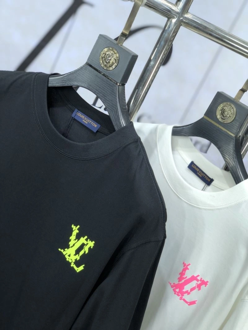 Stylish Louis Vuitton T-Shirts 135219