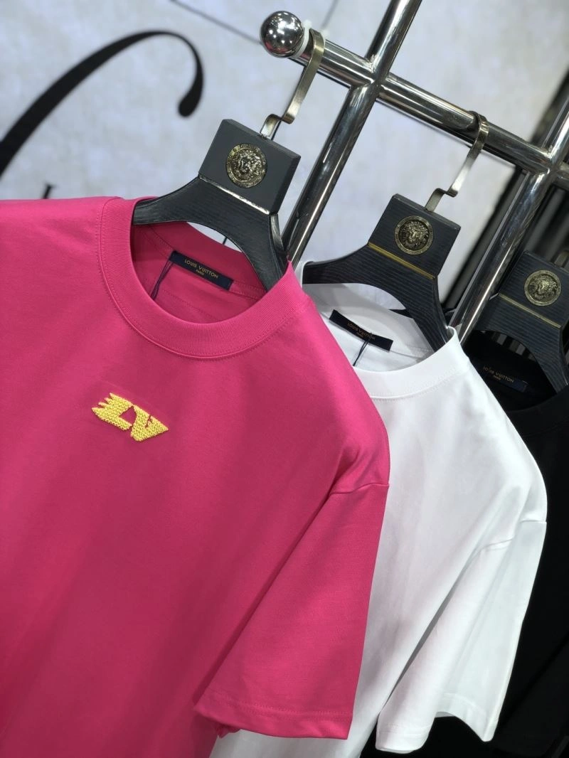 TimelessDesign Louis Vuitton T-Shirts 135209