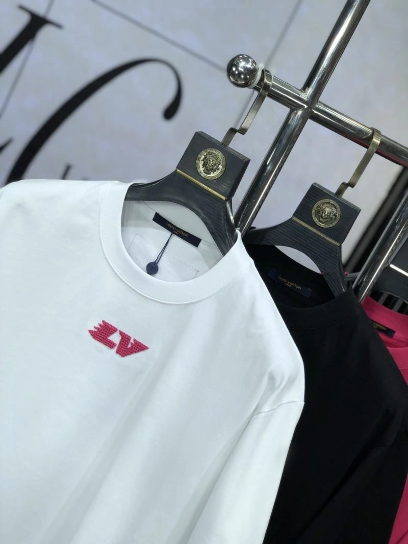 Youthful Louis Vuitton T-Shirts 135207