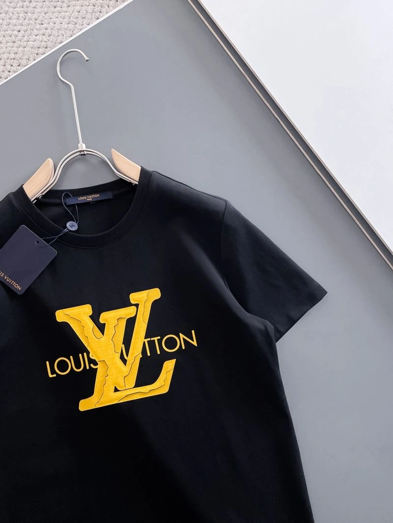 Louis Vuitton T-Shirts Modern 135208