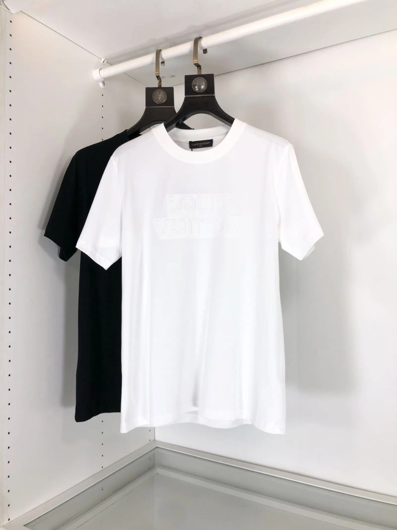 Packable Louis Vuitton T-Shirts 135222