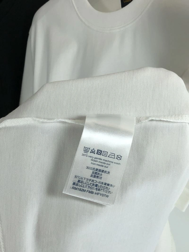Packable Louis Vuitton T-Shirts 135222