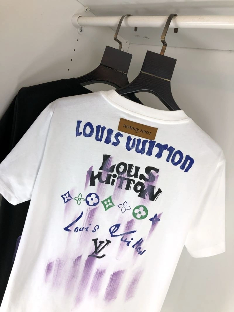 SoftTouch Louis Vuitton T-Shirts 135212