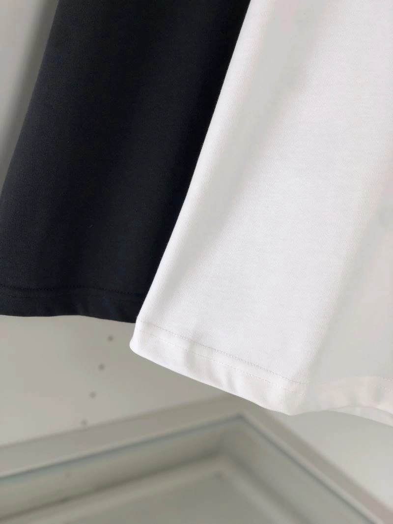 SoftTouch Louis Vuitton T-Shirts 135212