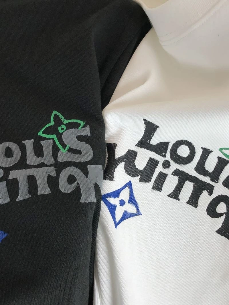 SoftTouch Louis Vuitton T-Shirts 135212