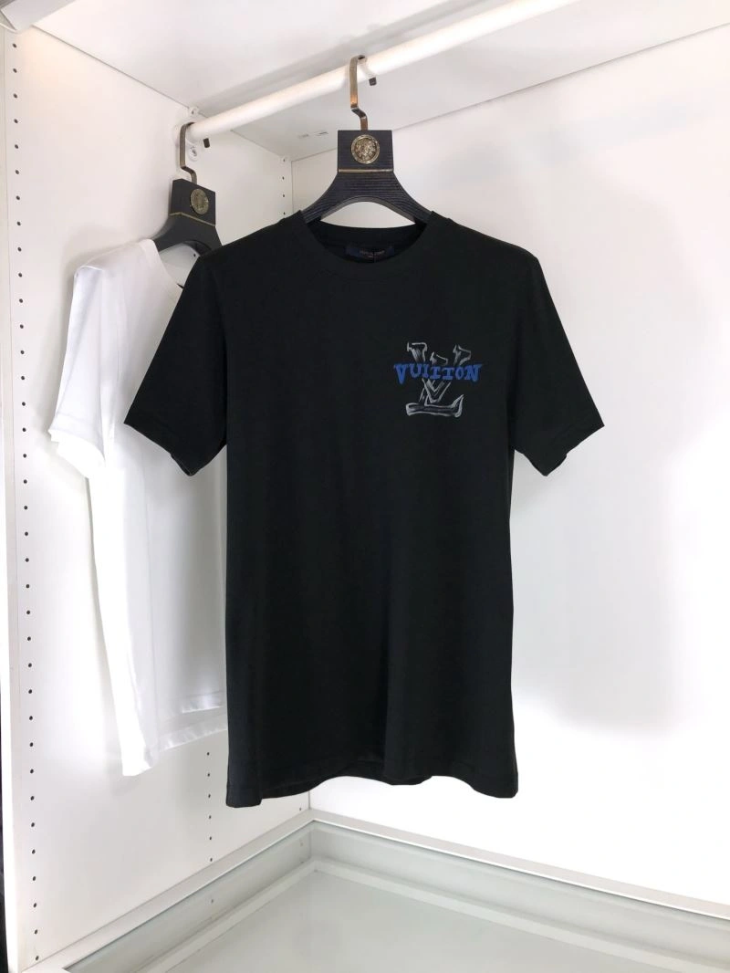 Modern Louis Vuitton T-Shirts 135218