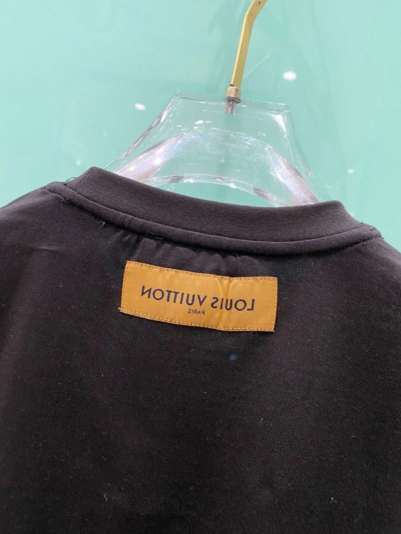 Louis Vuitton T-Shirts HighPerformance 135220