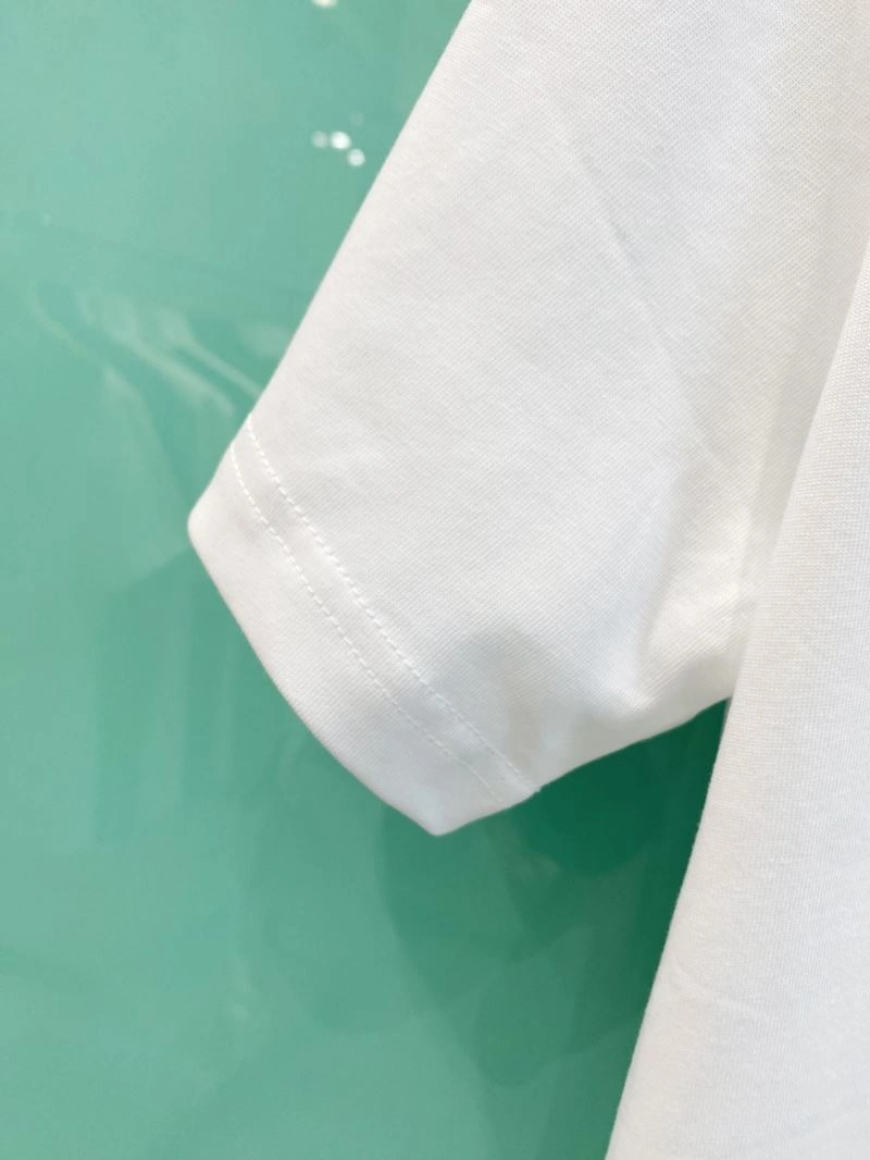 EyeCatching Louis Vuitton T-Shirts 135205