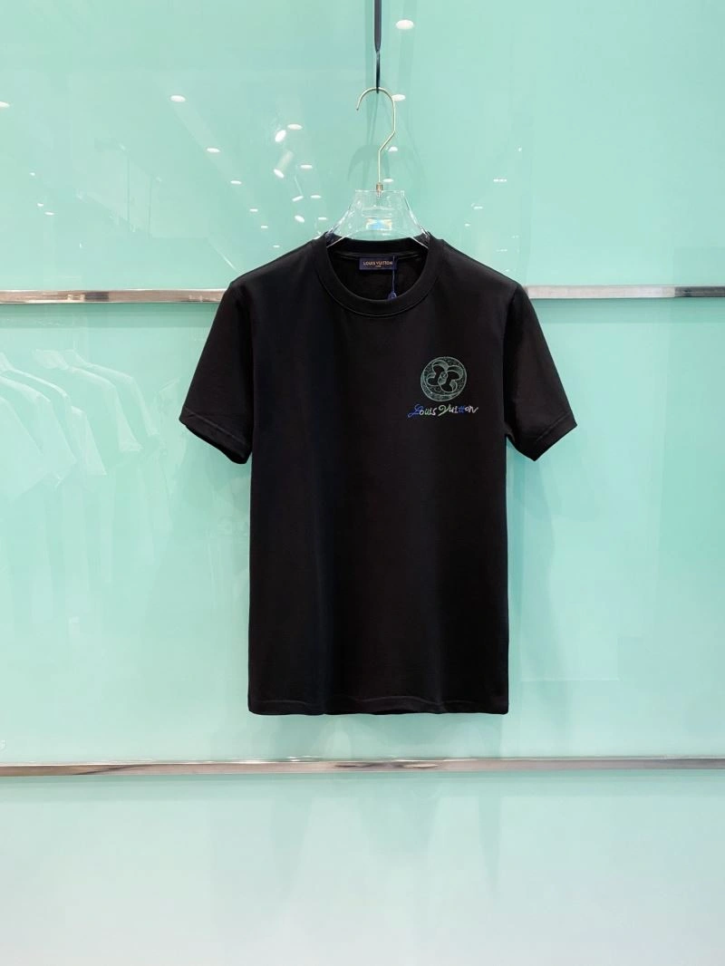 Louis Vuitton T-Shirts Cozy 135195