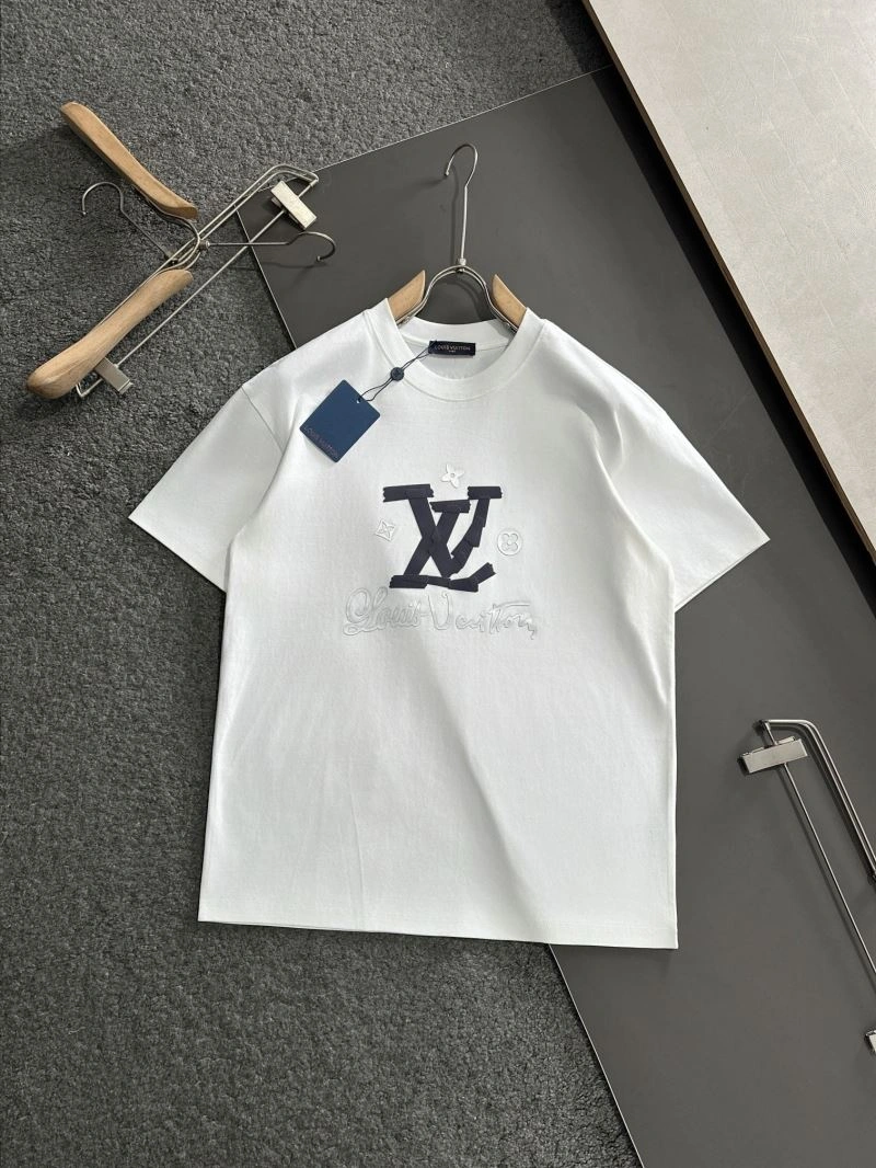 FreshLook Louis Vuitton T-Shirts 135194
