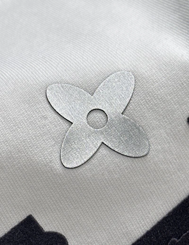 FreshLook Louis Vuitton T-Shirts 135194