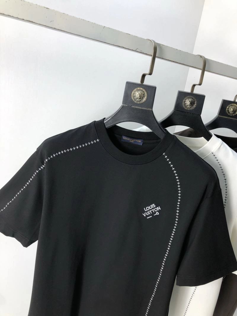 HighQuality Louis Vuitton T-Shirts 135196