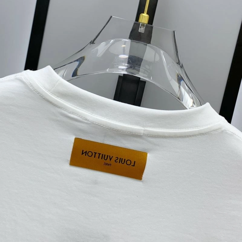 Louis Vuitton T-Shirts OnTrend 135192