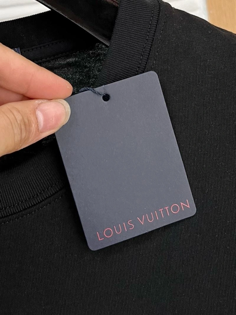 Louis Vuitton T-Shirts Fashionable 135187