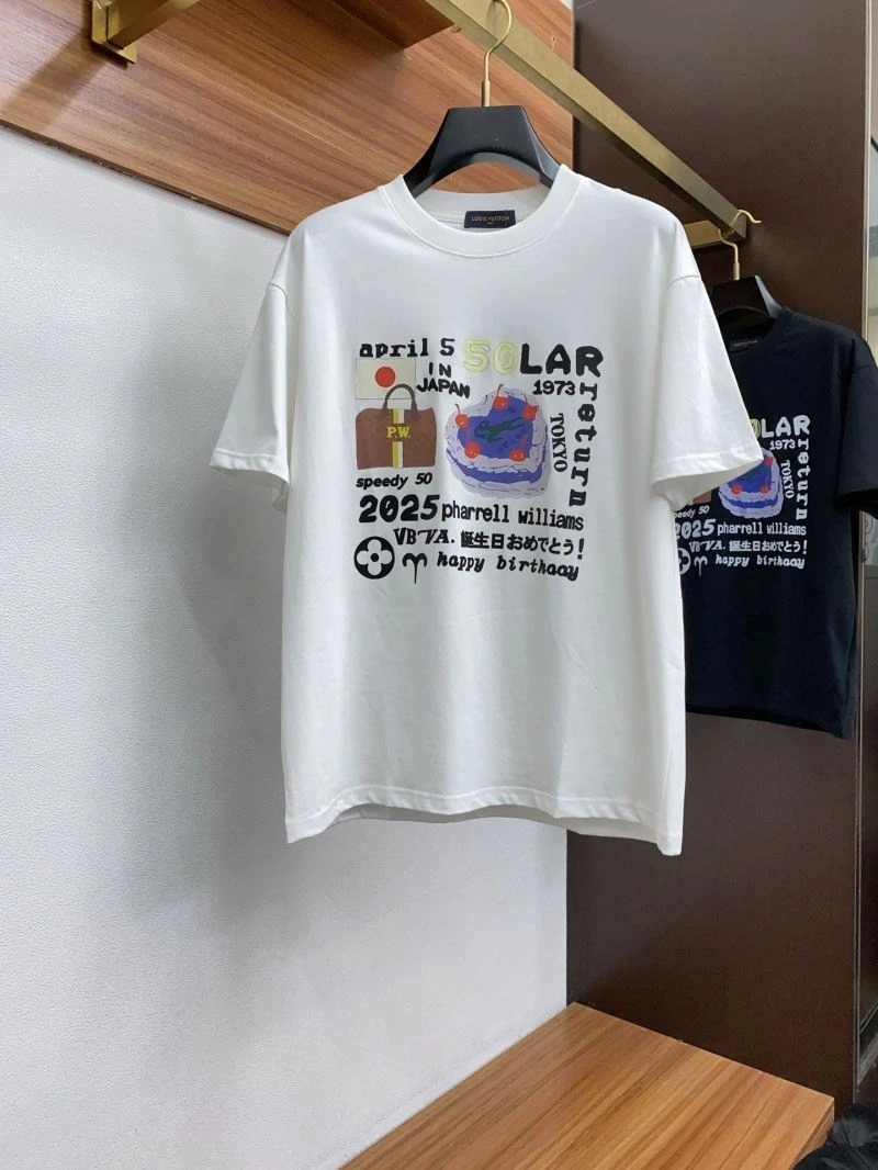 Versatile Louis Vuitton T-Shirts 135184