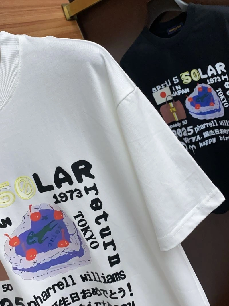 Versatile Louis Vuitton T-Shirts 135184