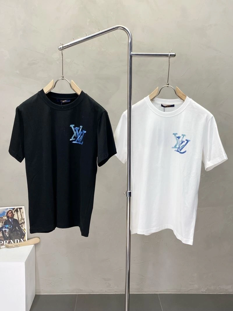 Chic Louis Vuitton T-Shirts 135178