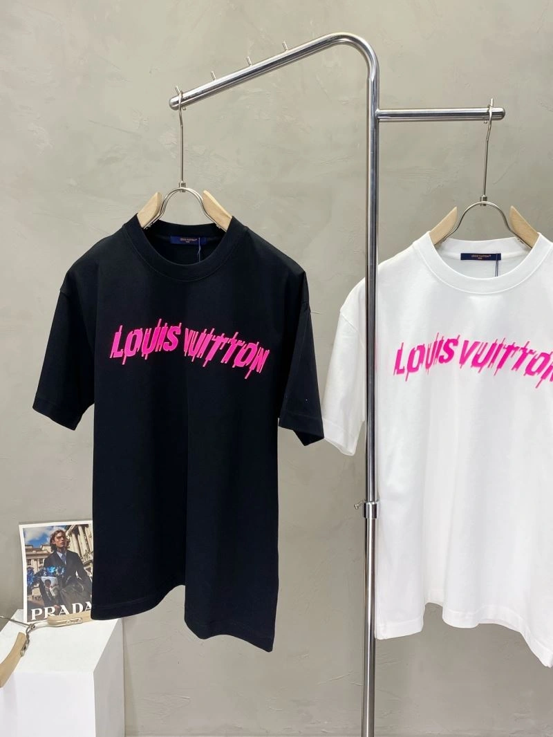 Louis Vuitton T-Shirts OdorResistant 135176