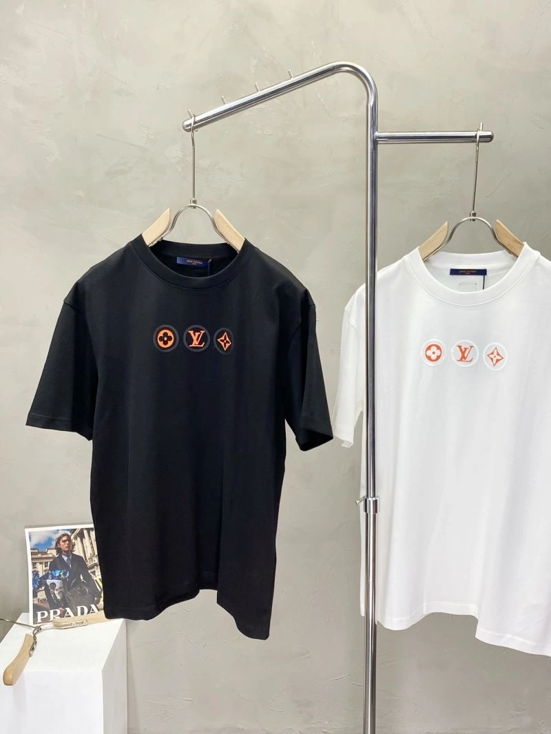 Comfortable Louis Vuitton T-Shirts 135177