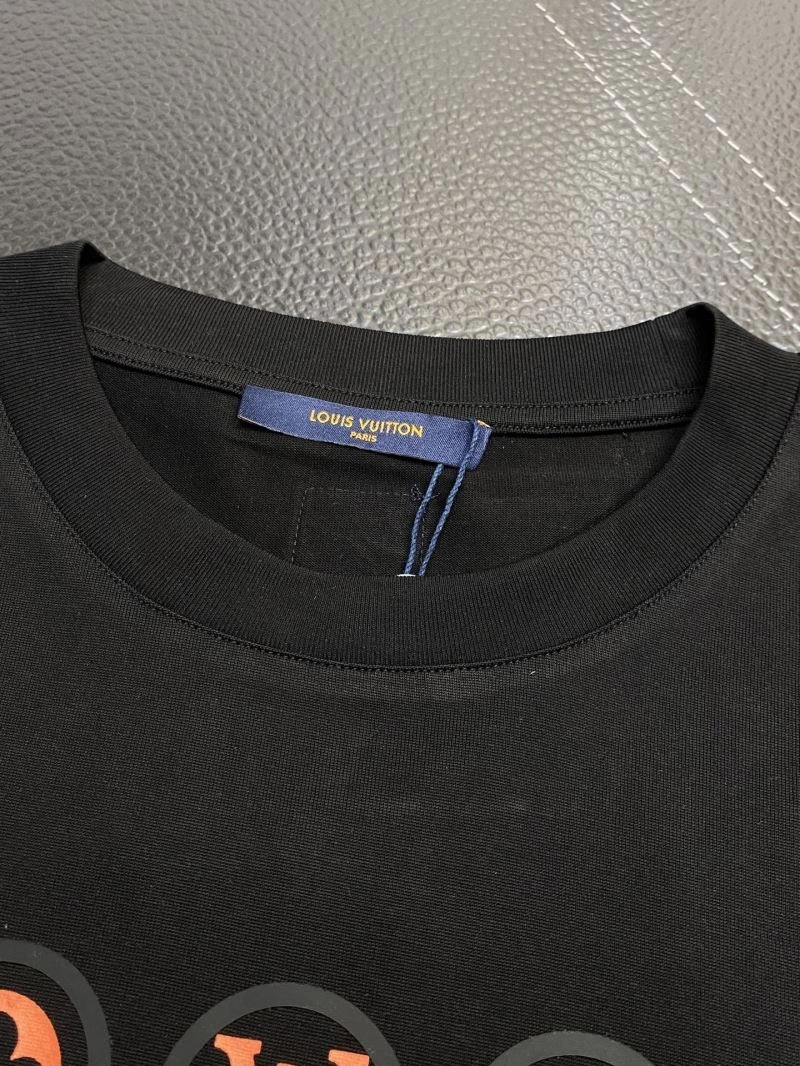 Comfortable Louis Vuitton T-Shirts 135177