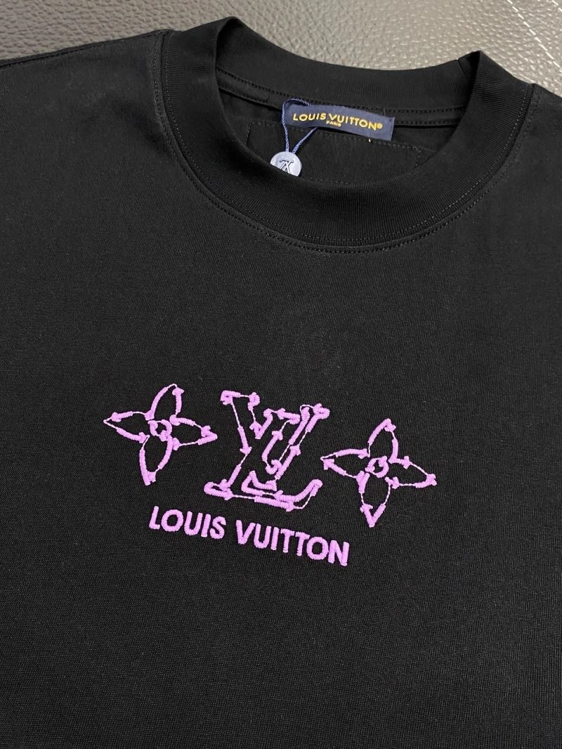 Louis Vuitton T-Shirts Cozy 135167