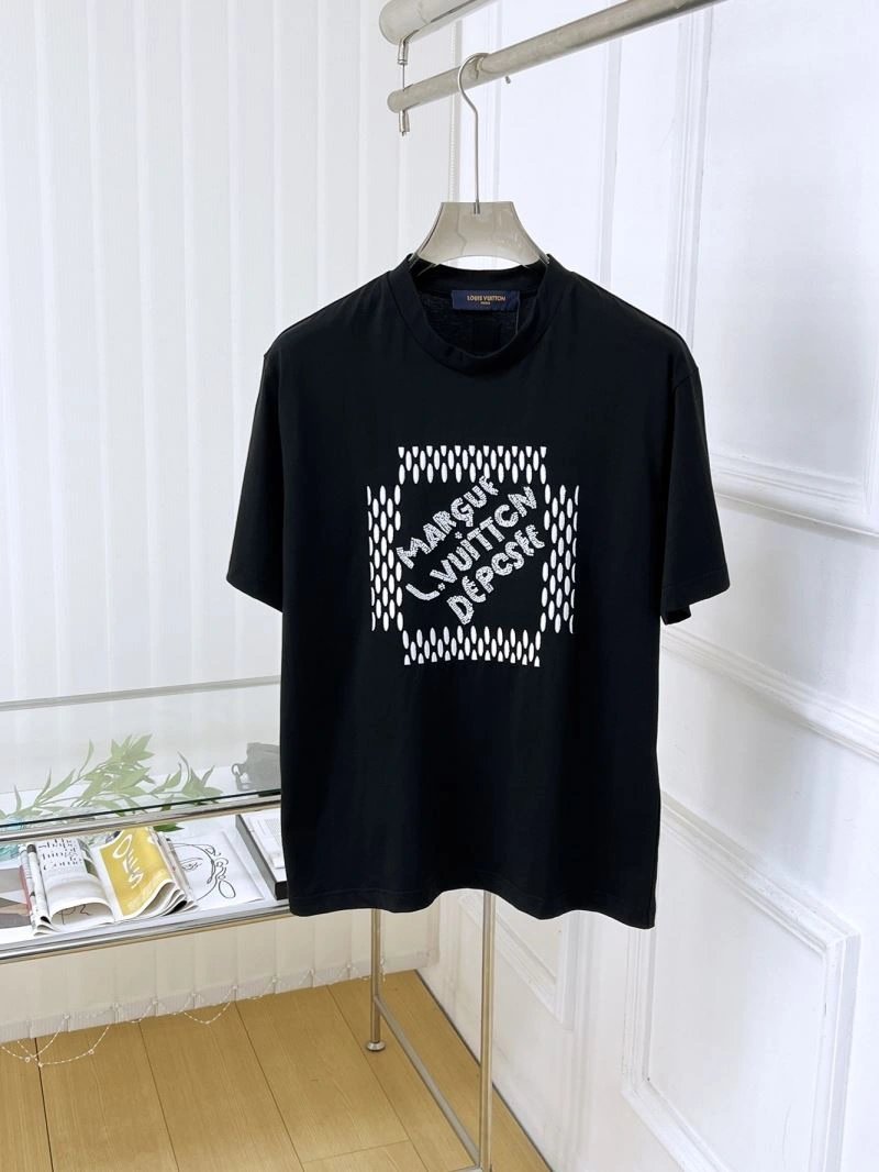 Durable Louis Vuitton T-Shirts 135170