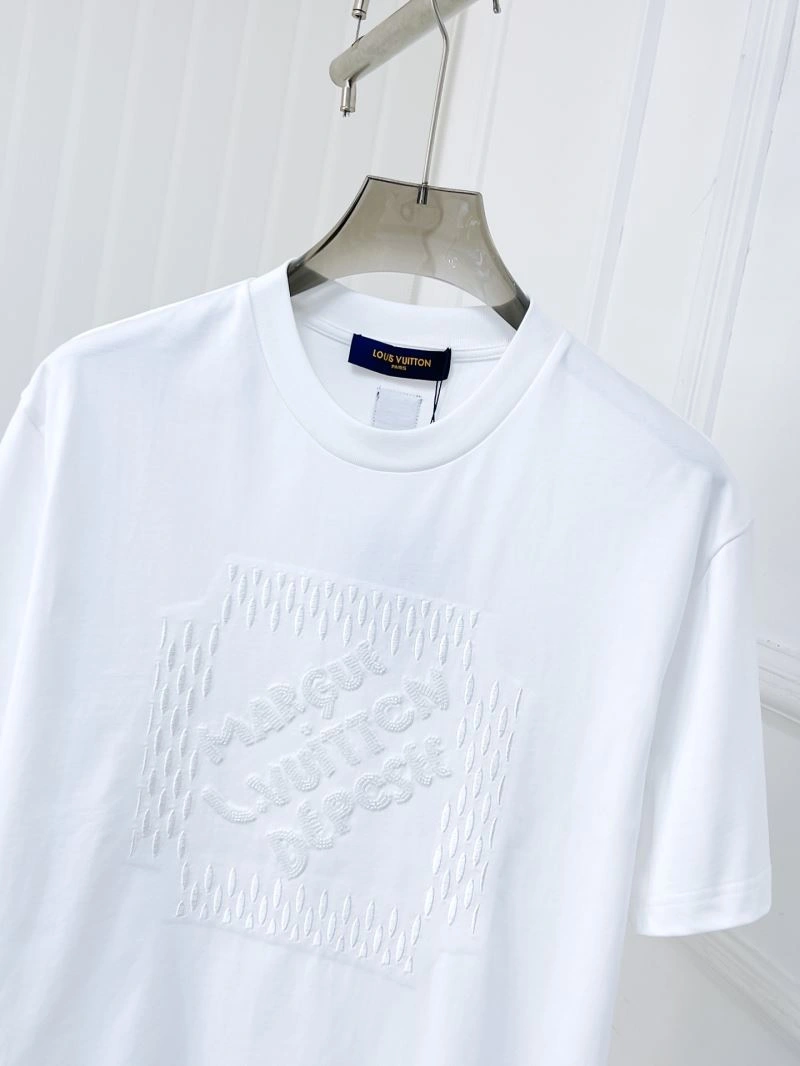 Durable Louis Vuitton T-Shirts 135170