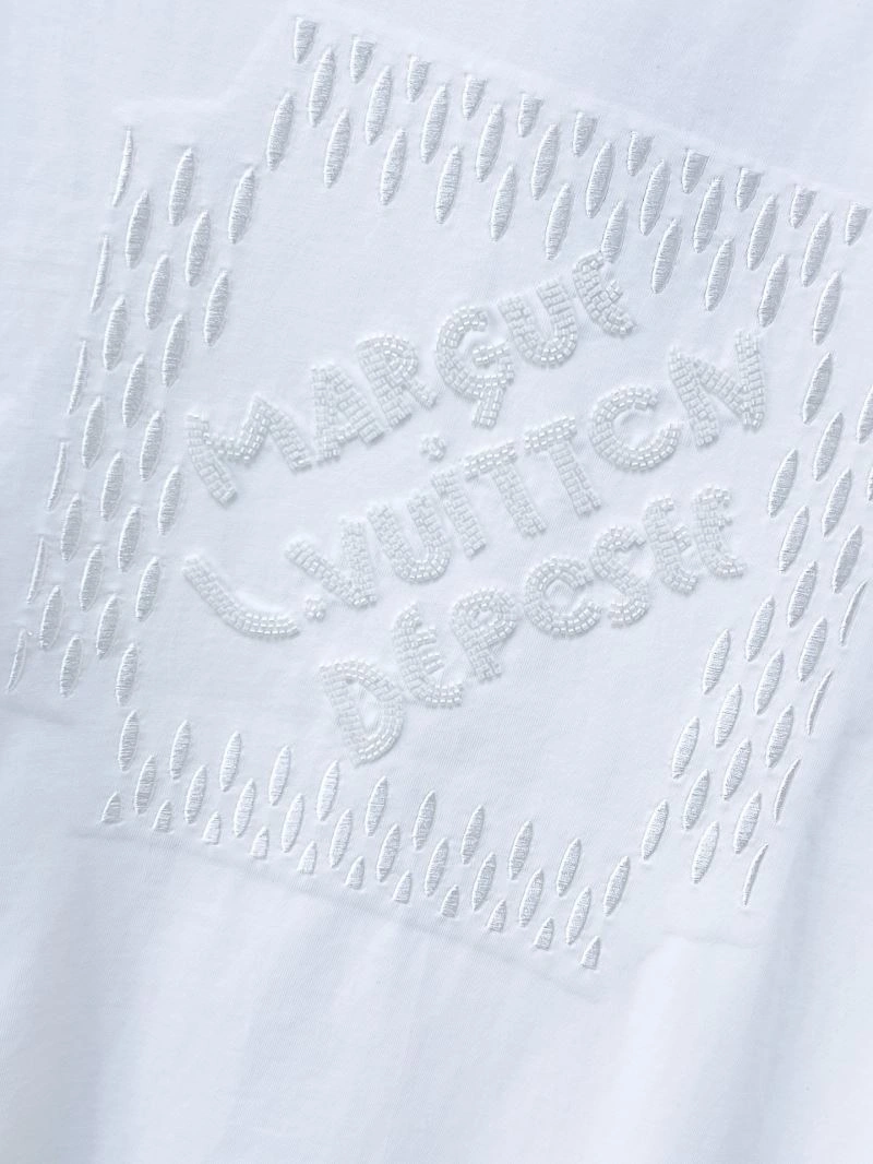 Durable Louis Vuitton T-Shirts 135170