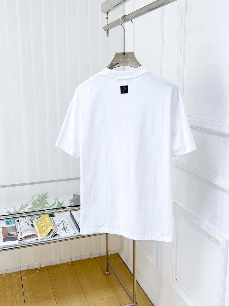 Durable Louis Vuitton T-Shirts 135170