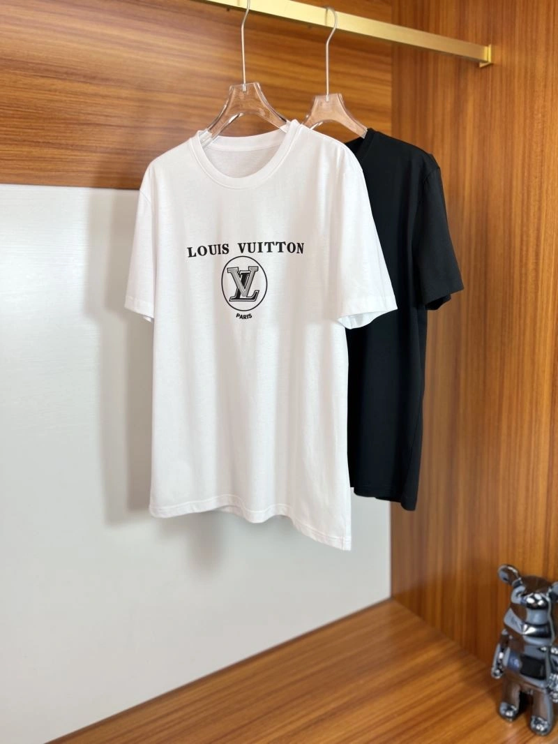 Breathable Louis Vuitton T-Shirts 135179