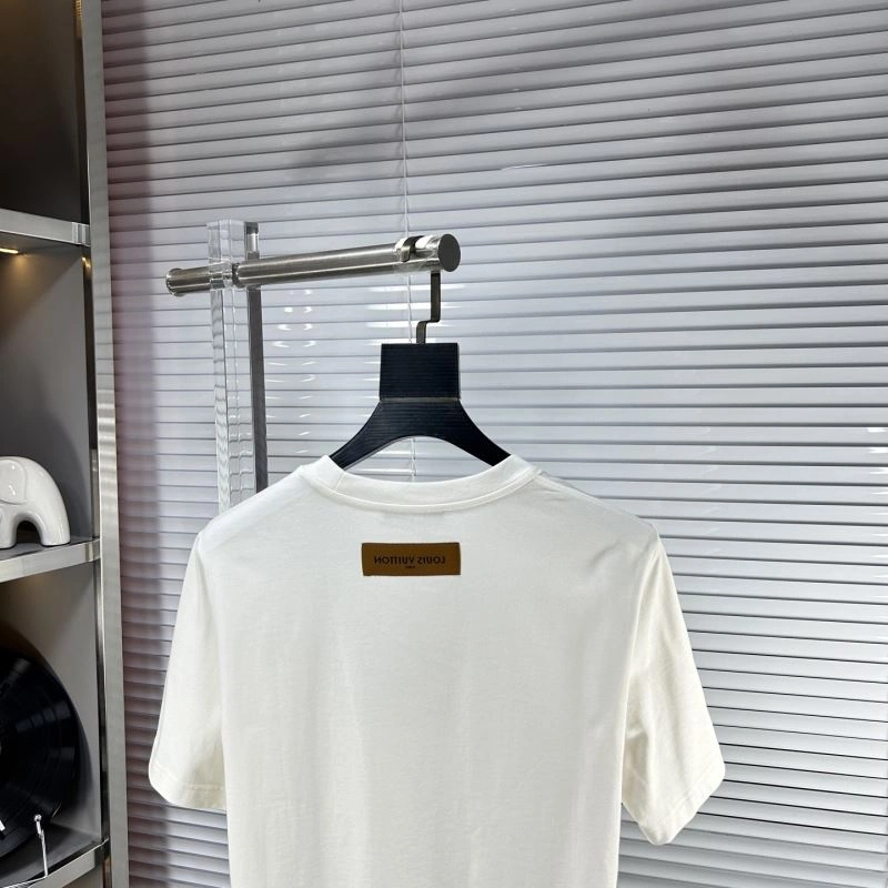 Louis Vuitton T-Shirts Comfortable 135175