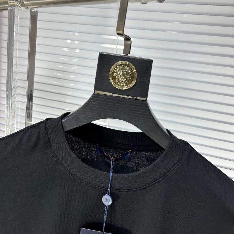 Louis Vuitton T-Shirts Upgraded 135161