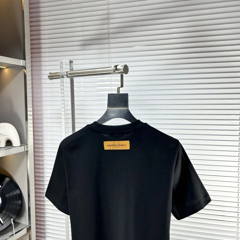 Louis Vuitton T-Shirts Upgraded 135161