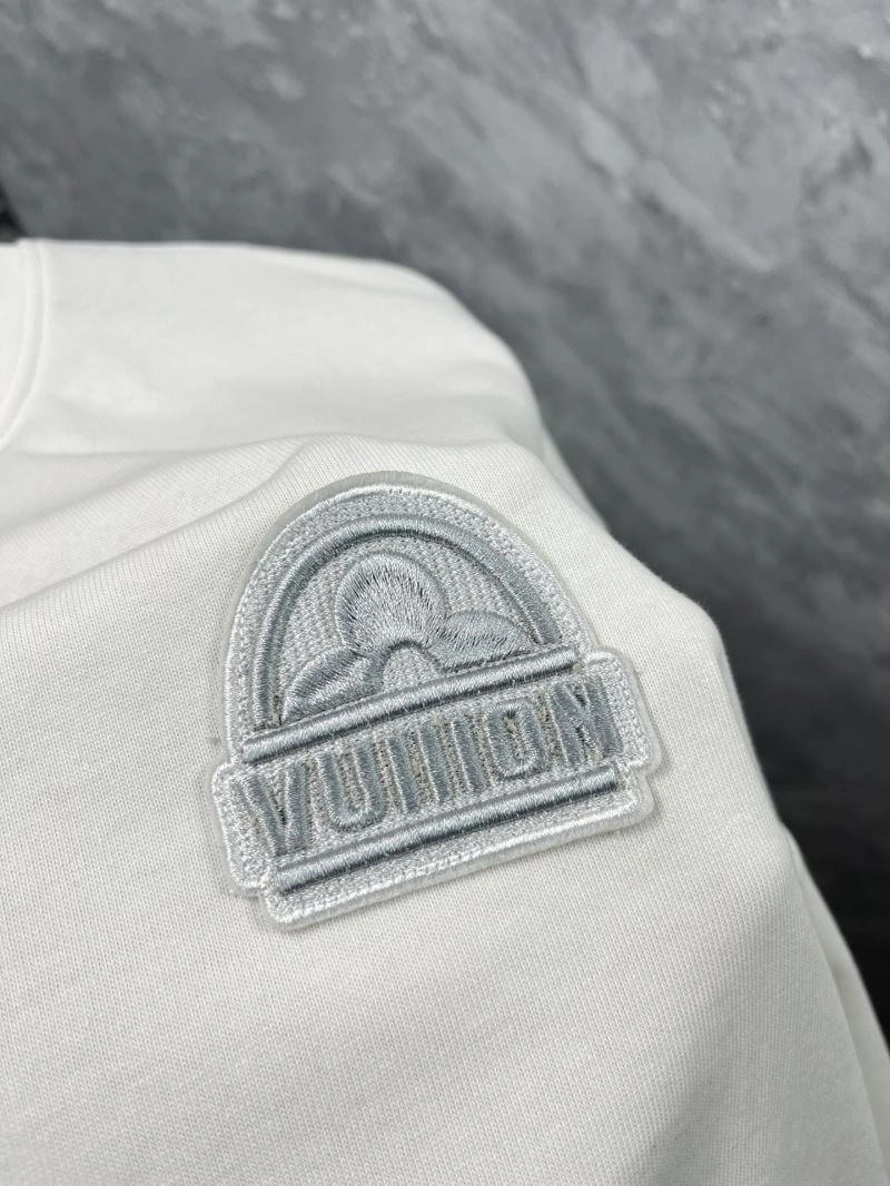 Louis Vuitton T-Shirts ModernLook 134810