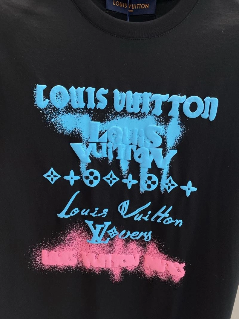 Louis Vuitton T-Shirts Comfortable 134784