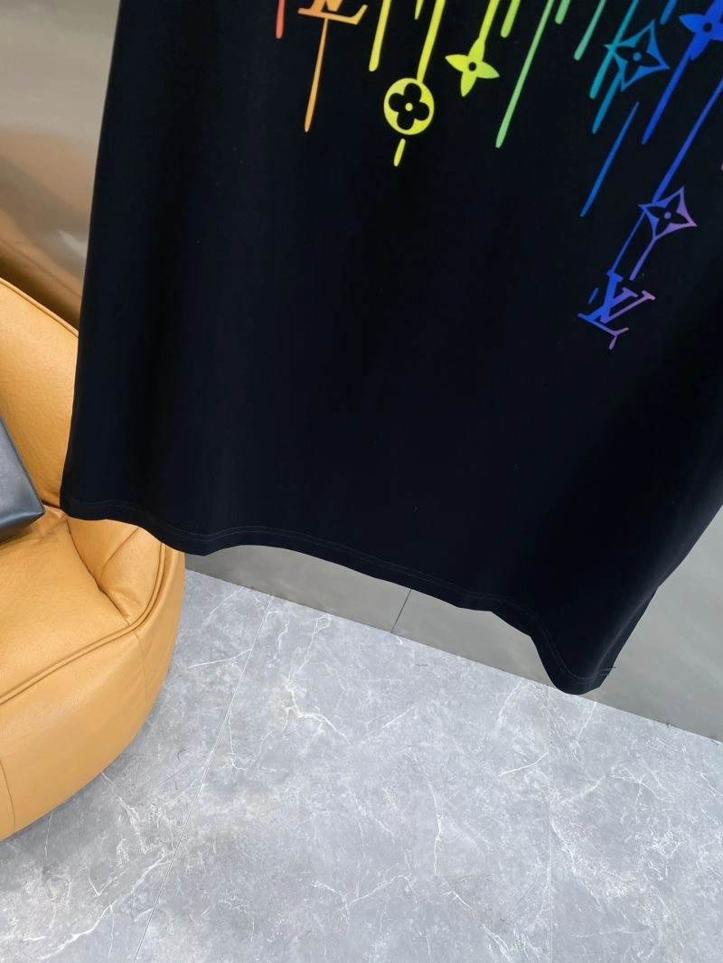 Louis Vuitton T-Shirts Modern 134823